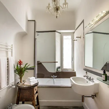 The Right Place 4u Mario De Fiori Apartman *